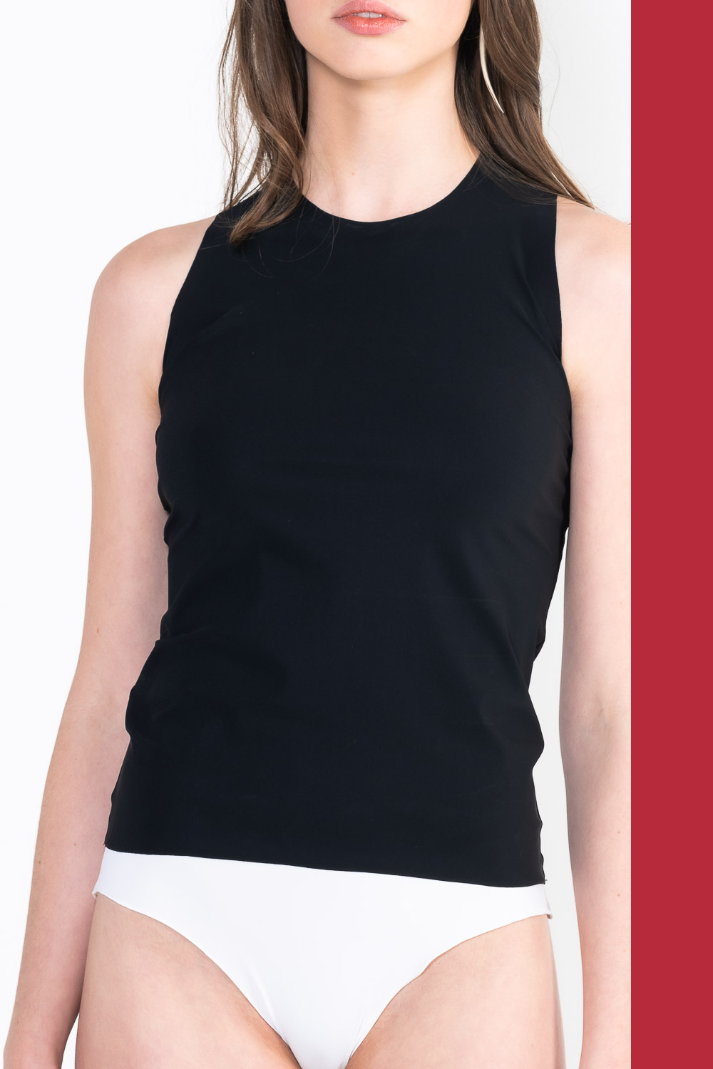 L5 Sleeveless crew neck top