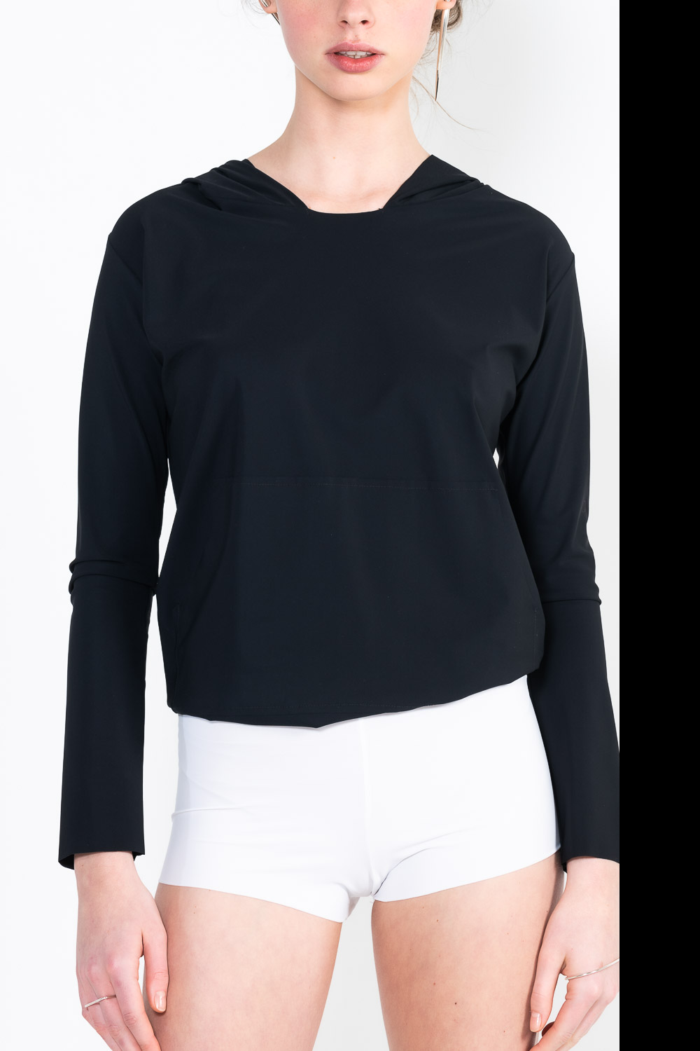 L69 Short hooded jogging sweater