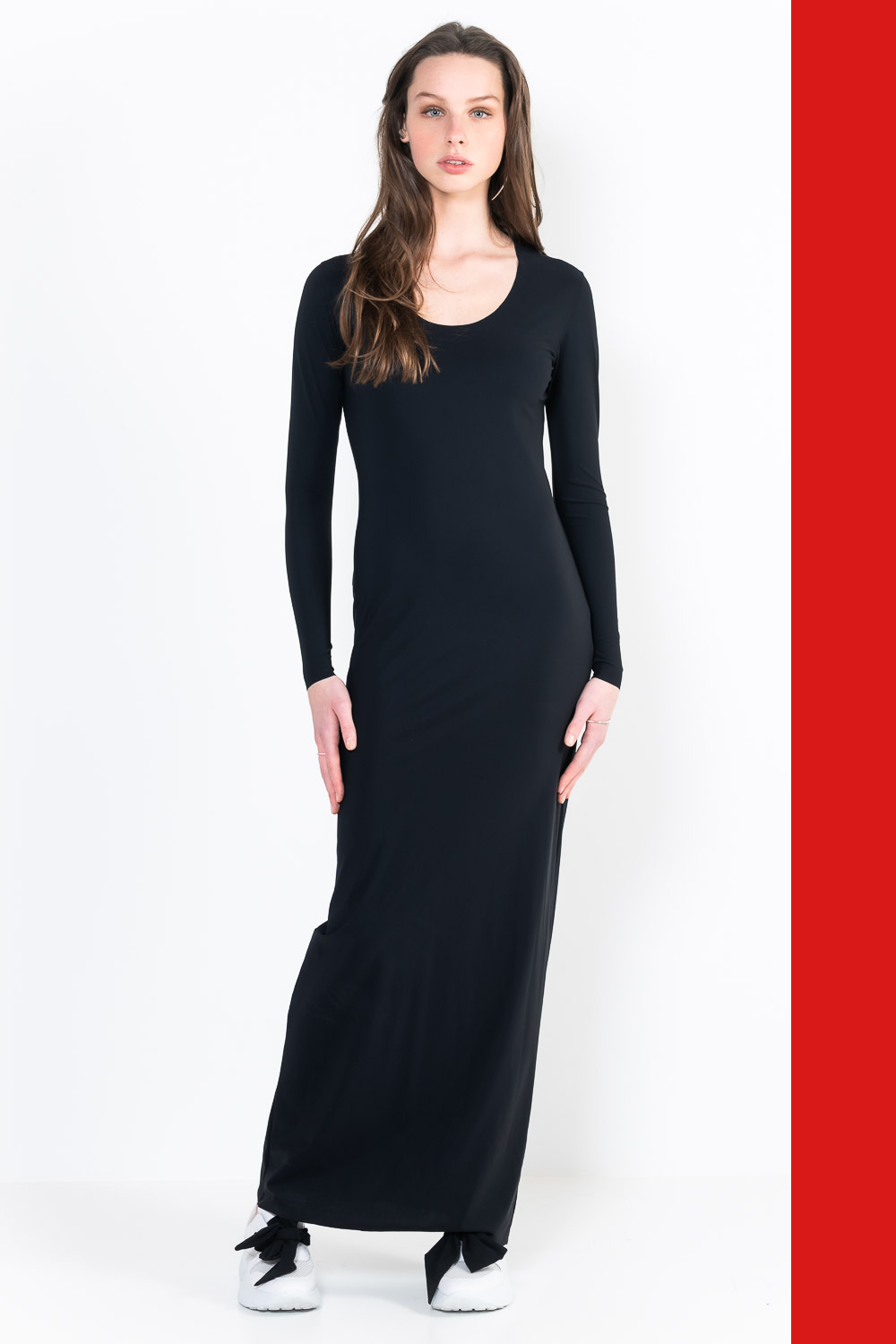 L12Ter Robe encolure U manches longues longue
