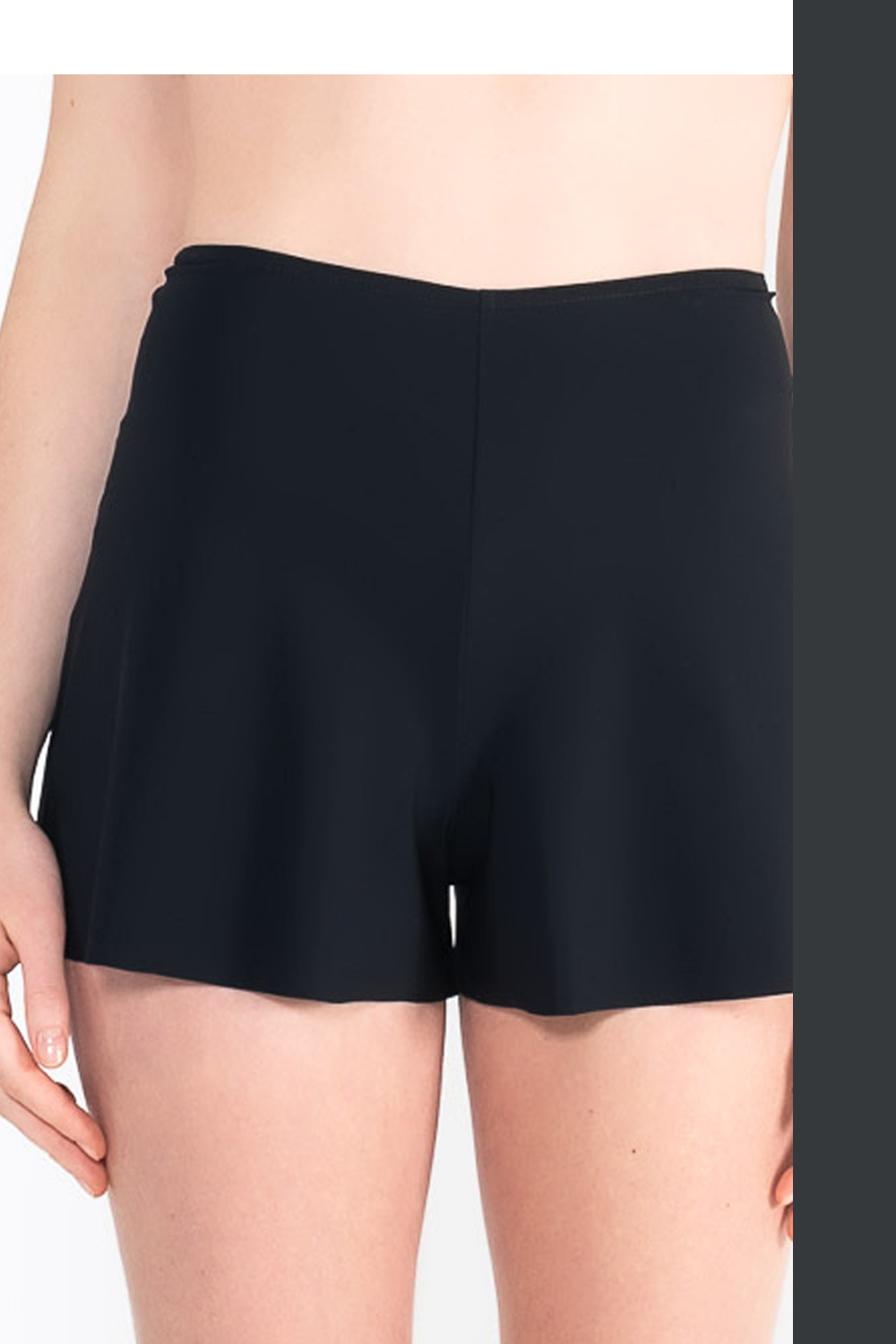 L20Bis Short à godets