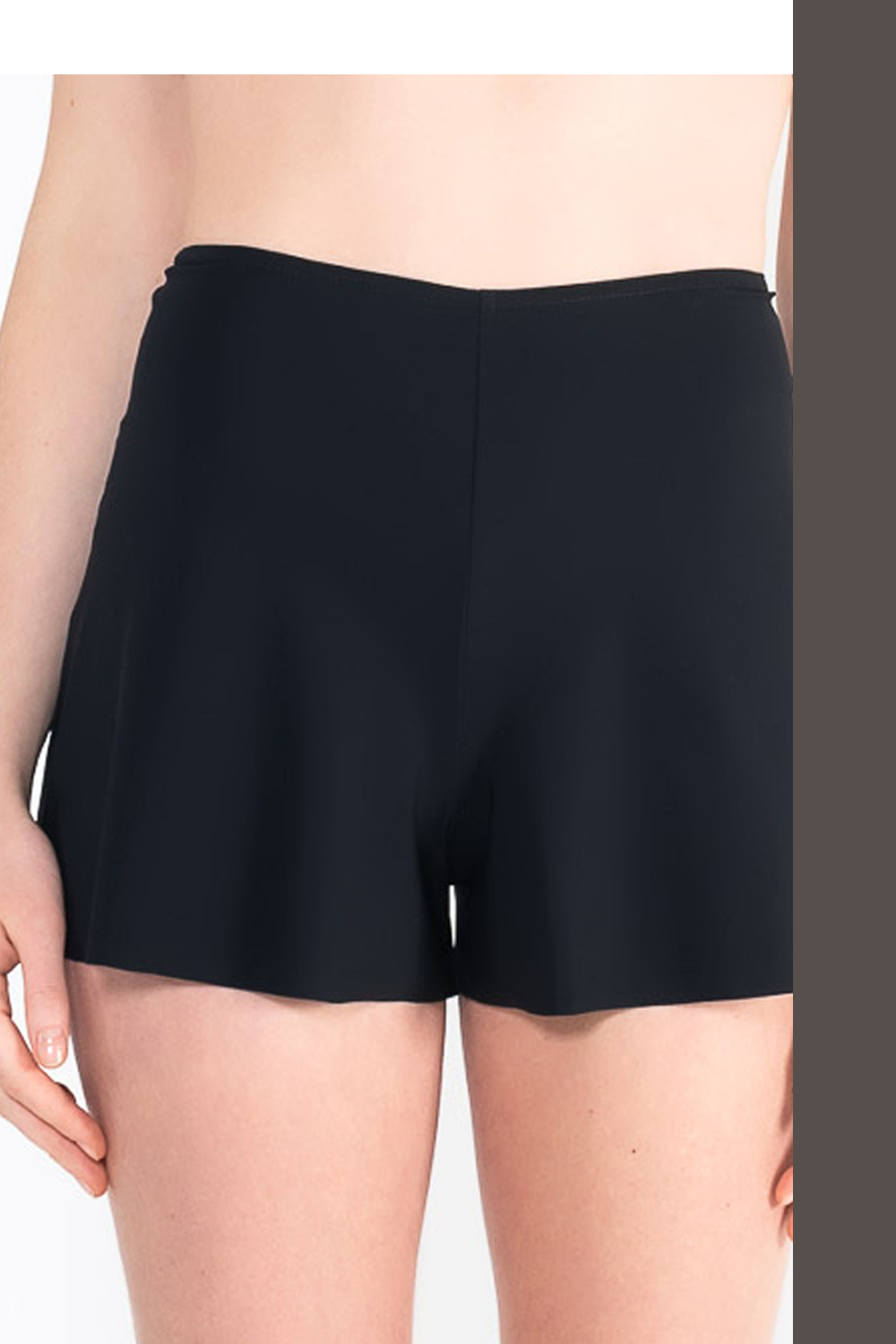 L20Bis Short à godets