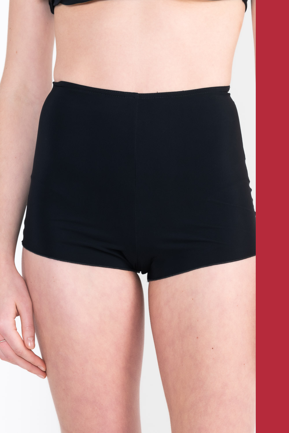 L20 Short