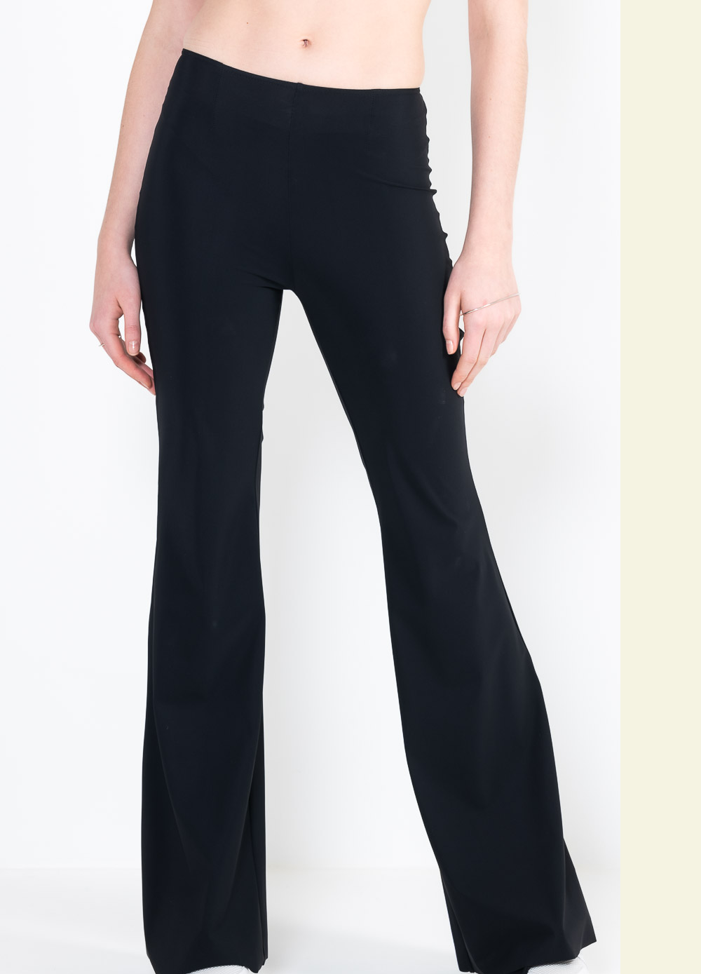 L28 Bell bottom pants