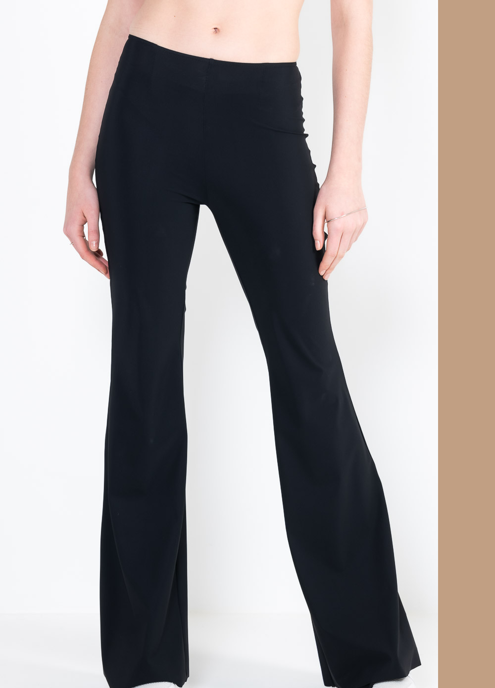 L28 Bell bottom pants