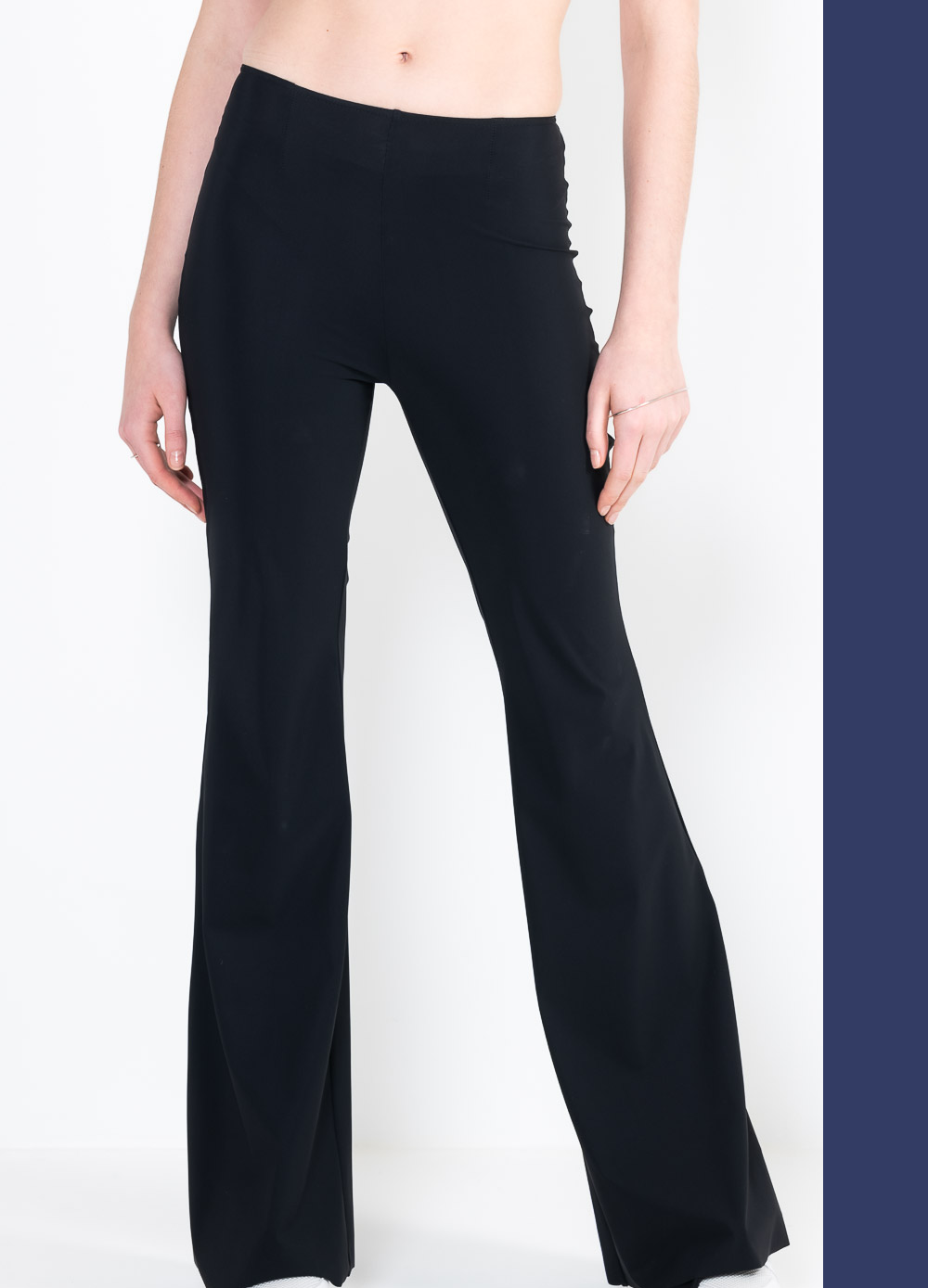 L28 Bell bottom pants