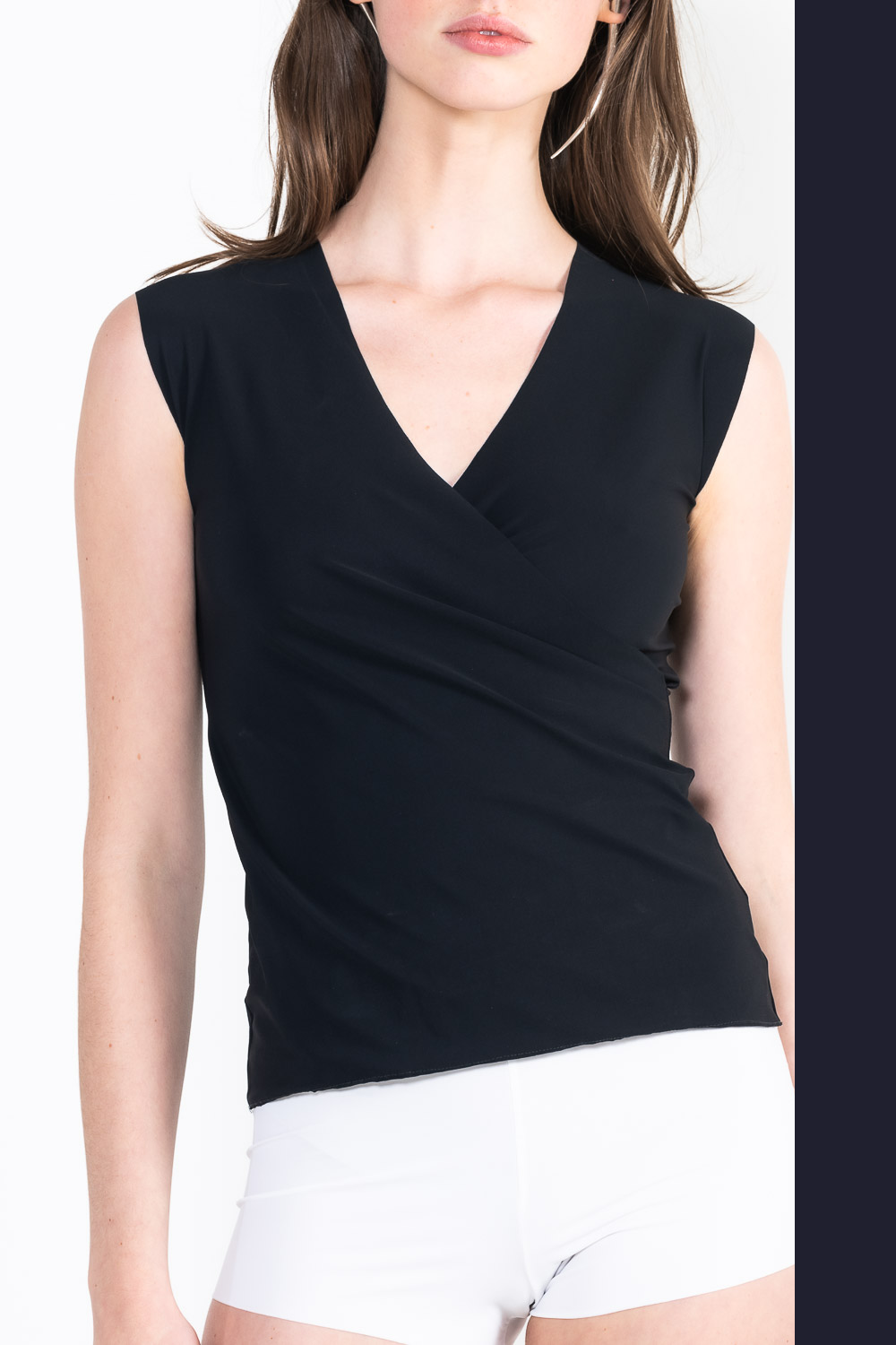 L29 Sleeveless wrap top