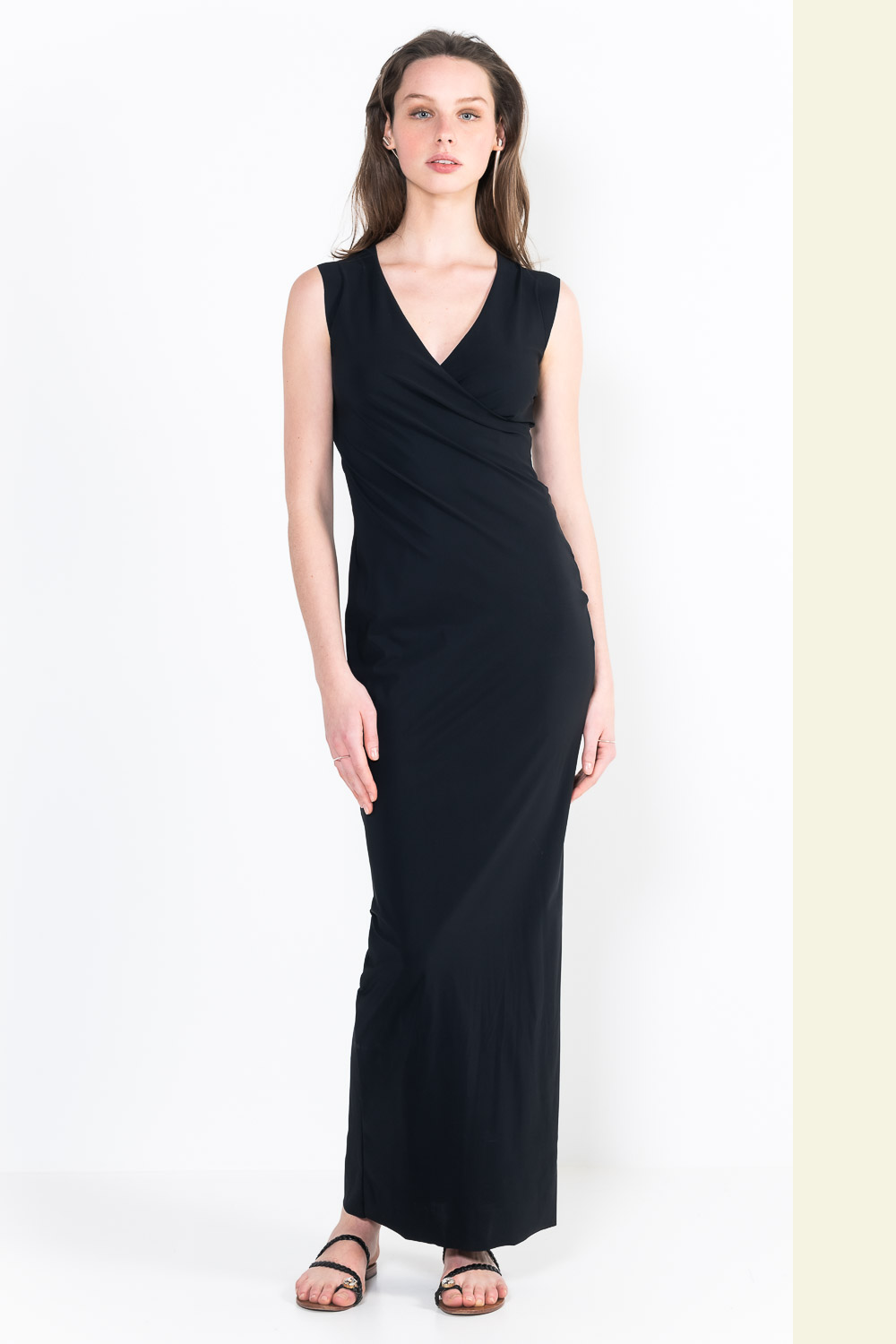 L29Ter Robe cache coeur sans manches longue
