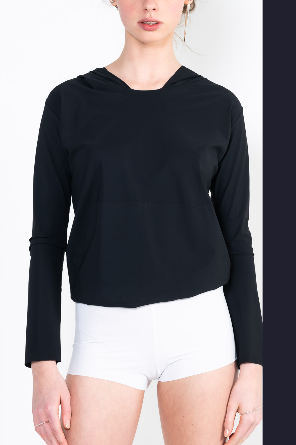L69 Short hooded jogging sweater