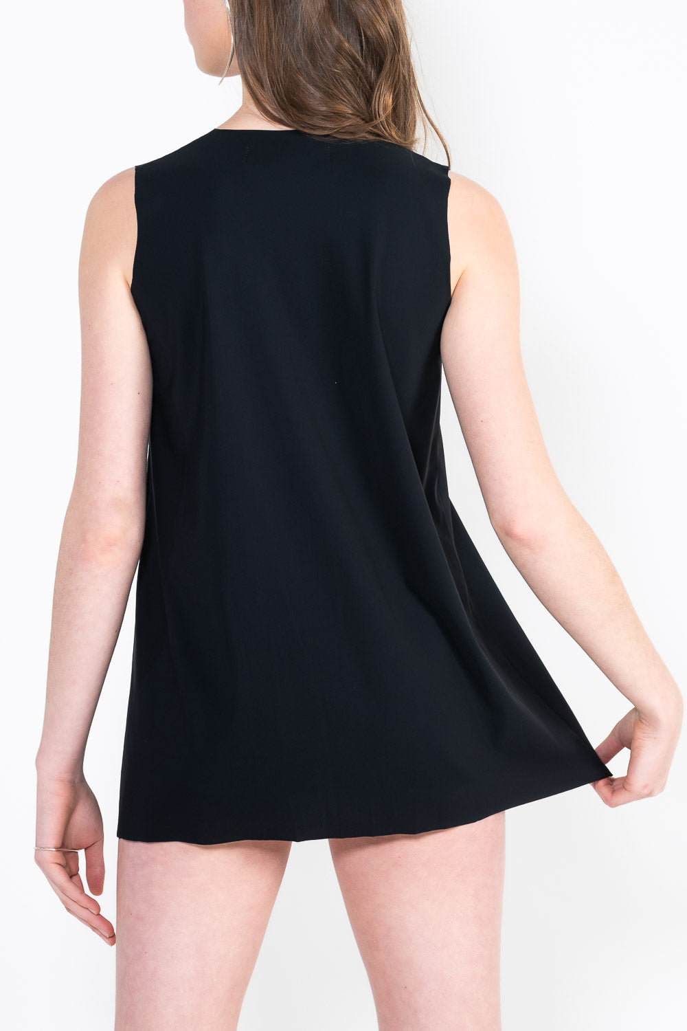 L89 Sleeveless trumpet top