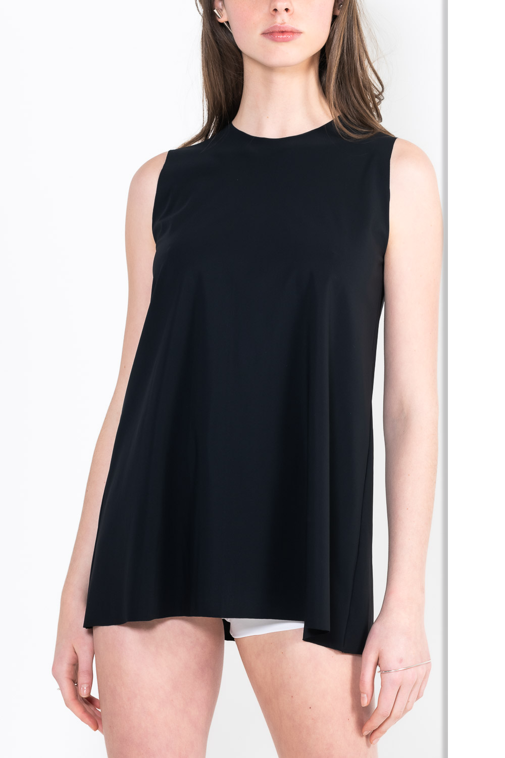 L89 Sleeveless trumpet top