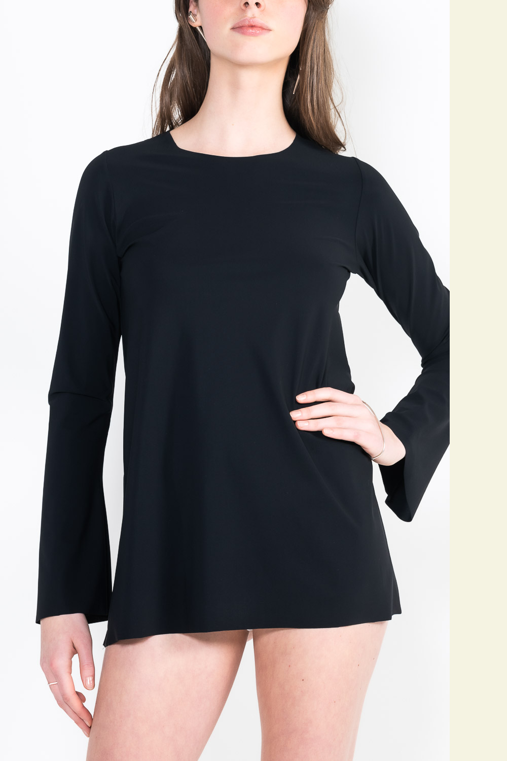 L90 Long sleeve trumpet top