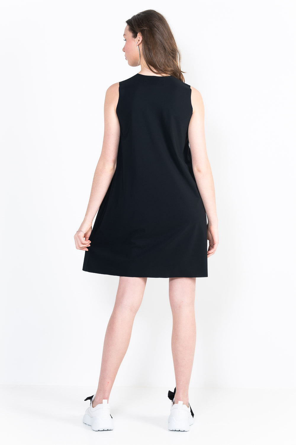 L91 Robe trompette sans manches courte